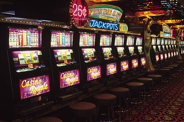 Joker Gaming roulette wheel with live dealer and chat